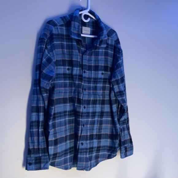Men’s Flannel - Picture 3 of 3